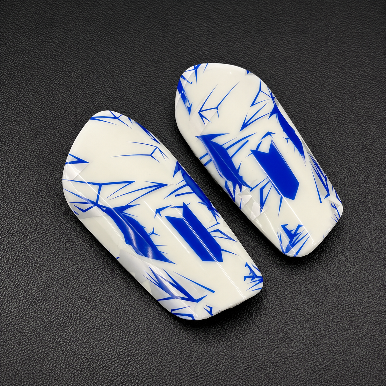 CANILLERAS ADIDAS EDICION  MESSI