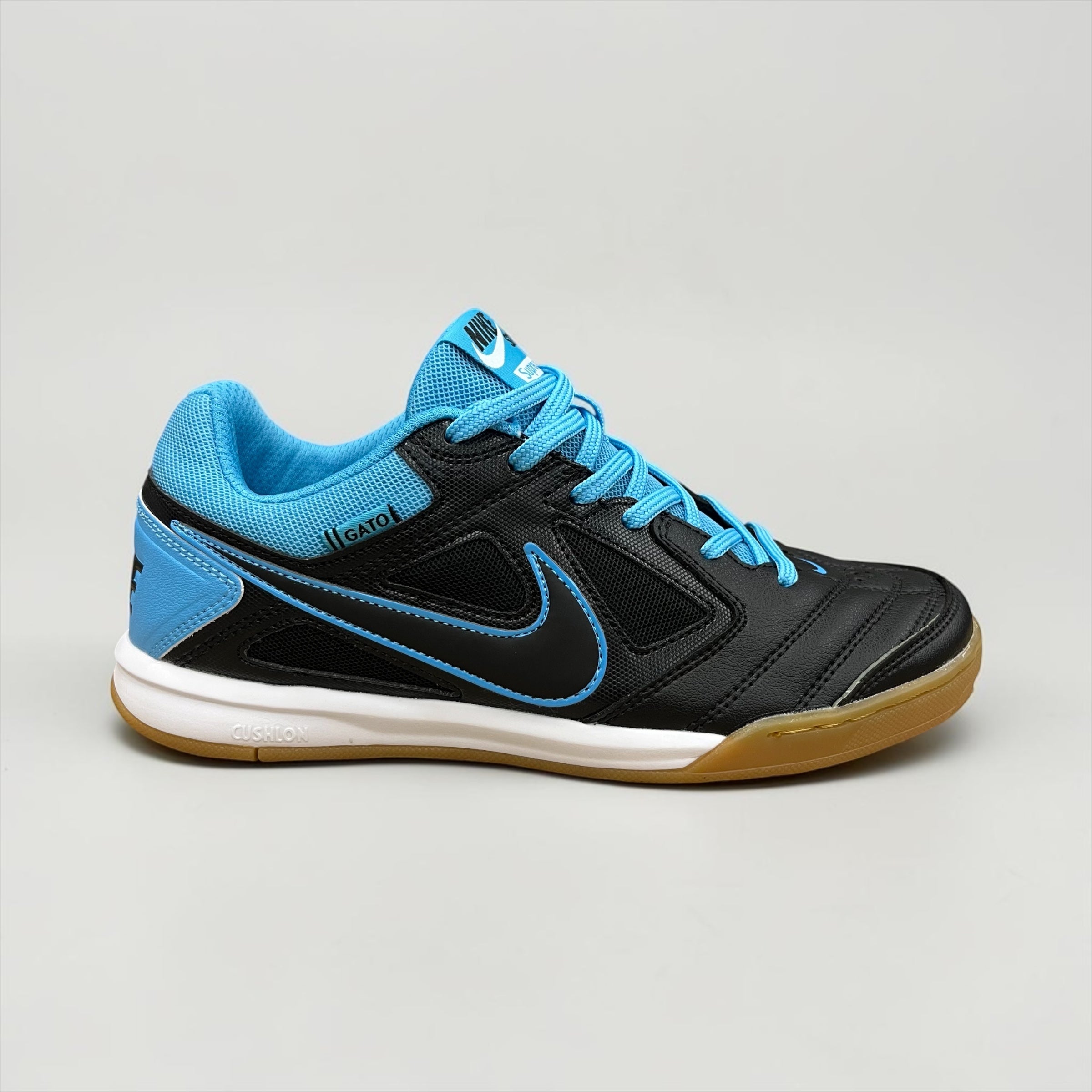 FUTSAL NIKE SB GATO SUPREME NEGRO CELESTE