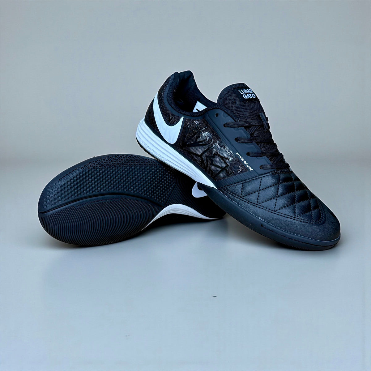 FUTSAL NIKE LUNARGATO NEGRO BLANCO