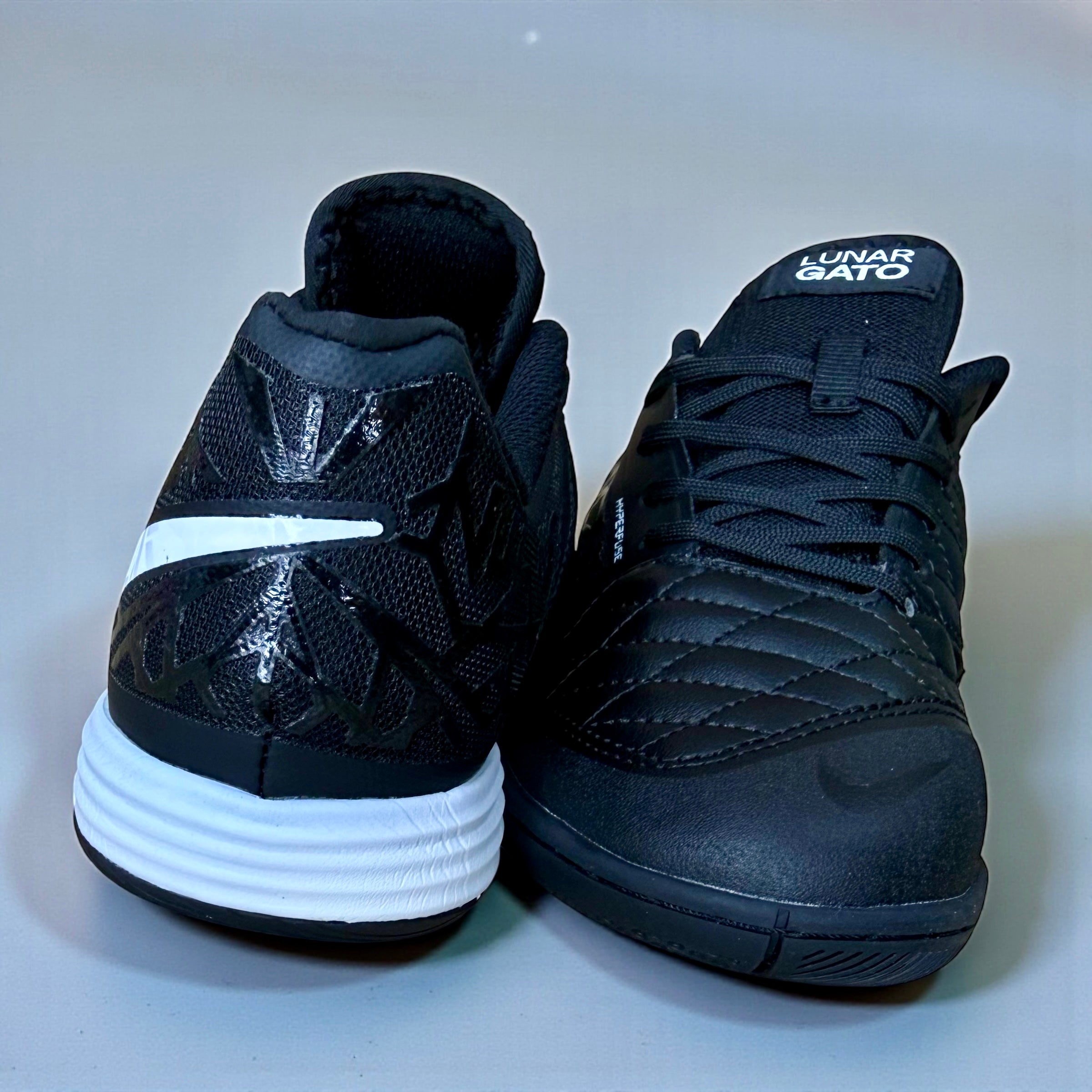 FUTSAL NIKE LUNARGATO NEGRO BLANCO