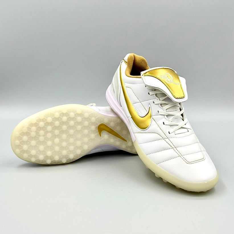 NIKE TIEMPO R10 SINTÉTICA