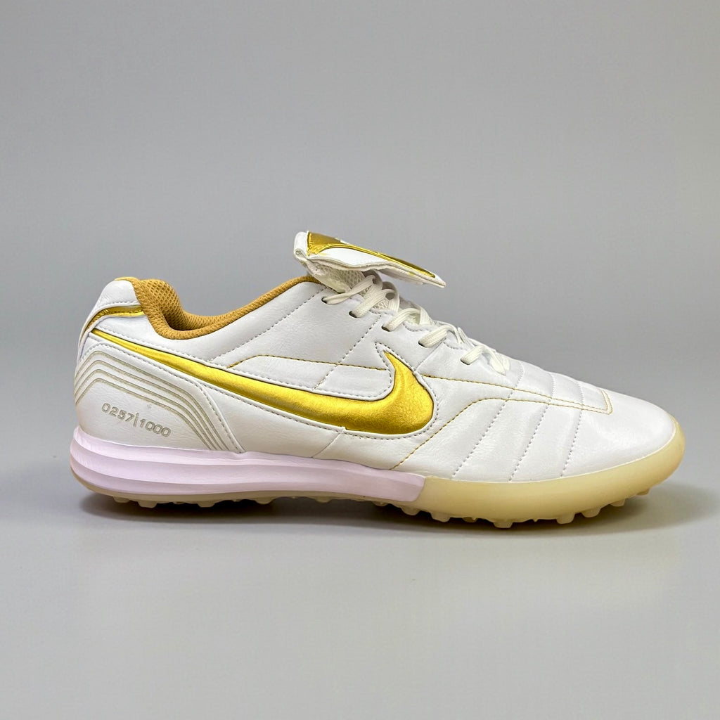 NIKE TIEMPO R10 SINTÉTICA