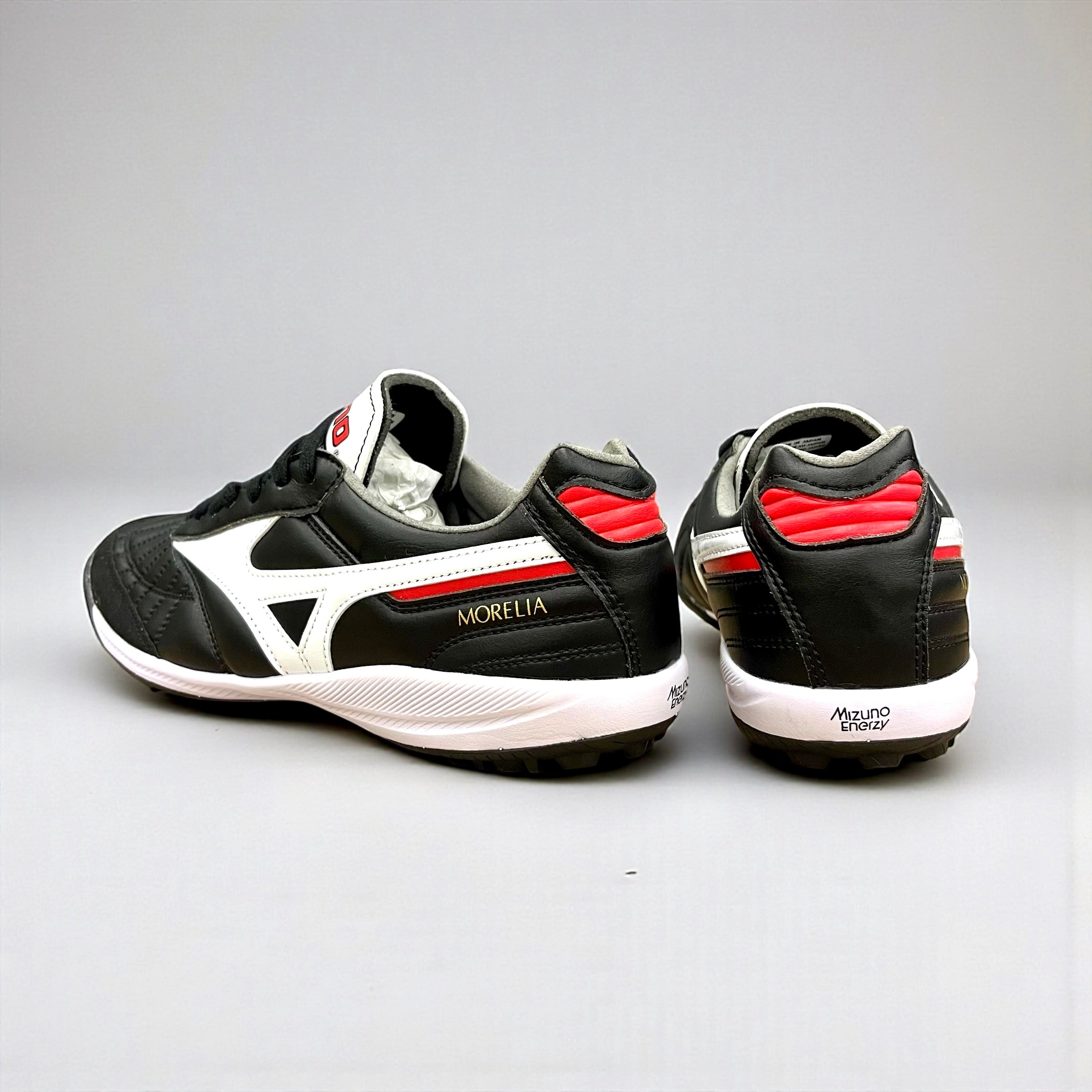 MIZUNO MORELIA II AS/TF CUERO CANGURO BLANCO Y NEGRO SINTÉTICA