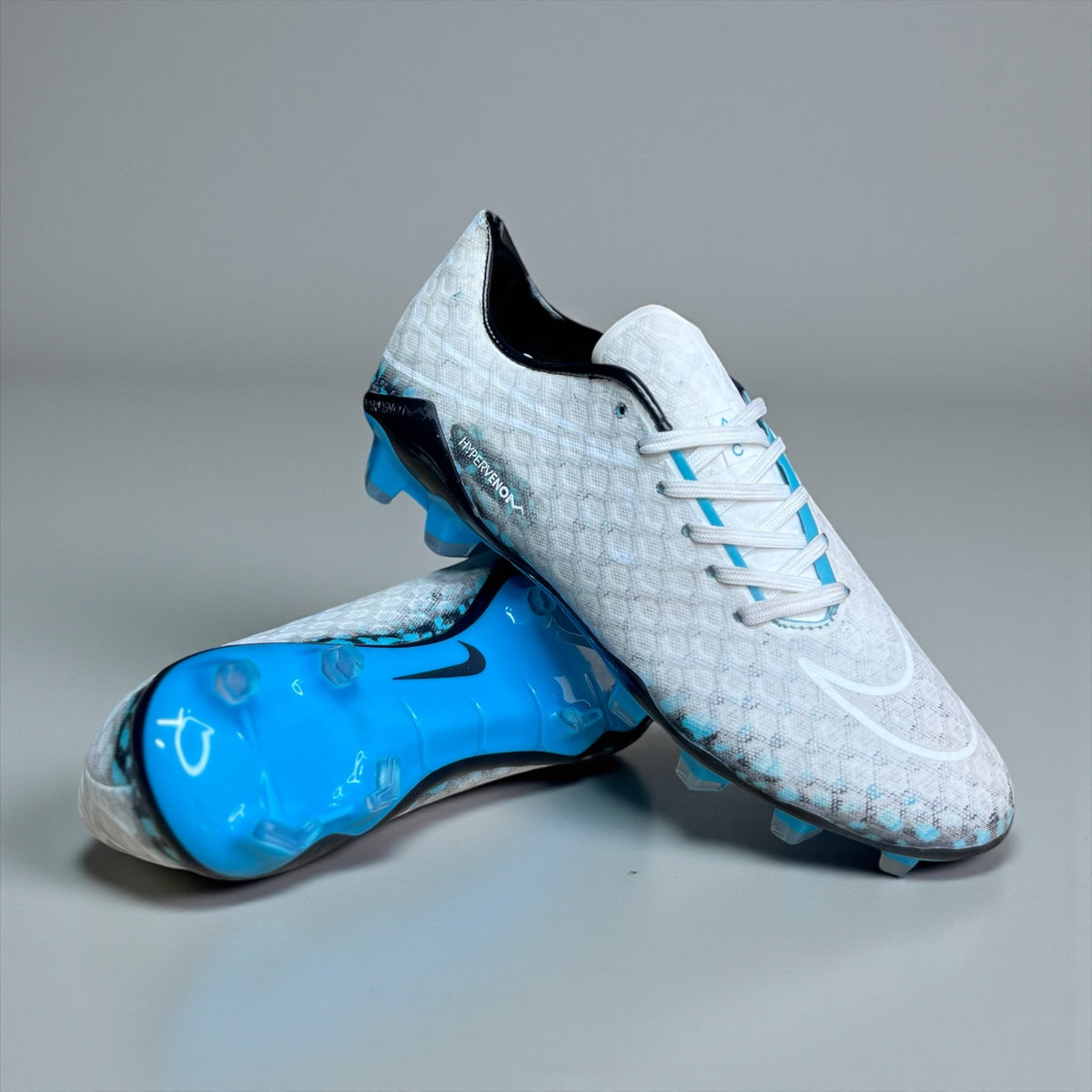 HYPERVENOM PHANTOM RGN TRANSFORM BLANCO/AZUL FG