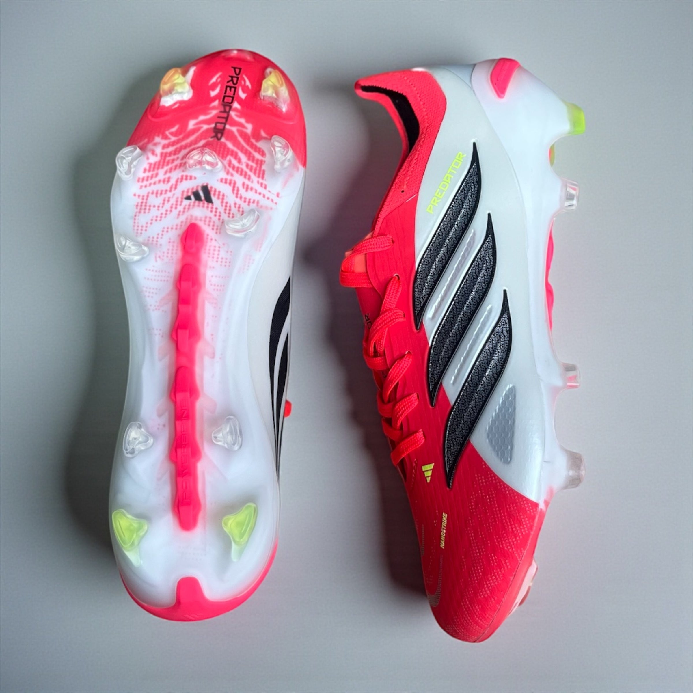 GUAYOS PREDATOR ROJO  NANOSTRIKE CON LENGUETA