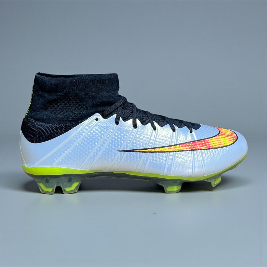 NIKE MERCURIAL SUPERFLY 4