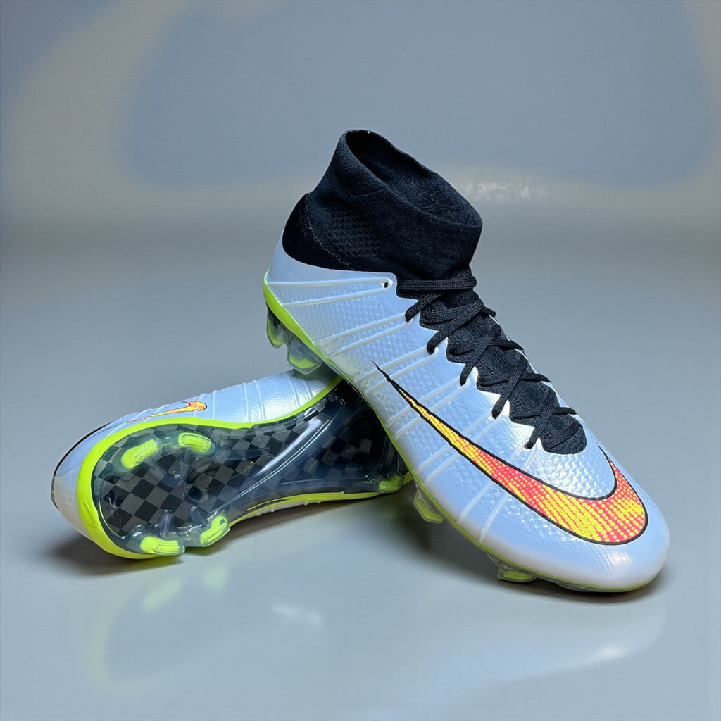 NIKE MERCURIAL SUPERFLY 4