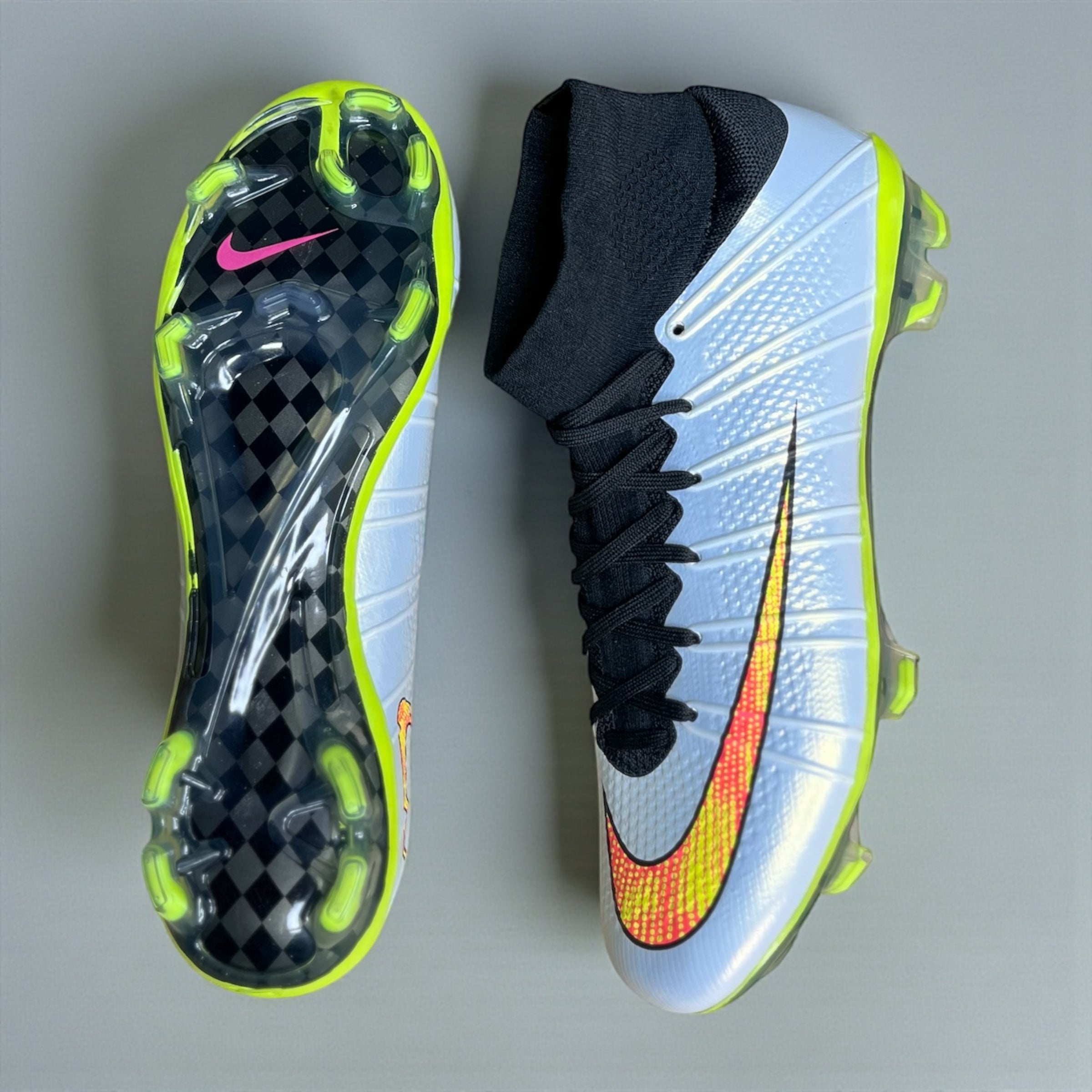 NIKE MERCURIAL SUPERFLY 4