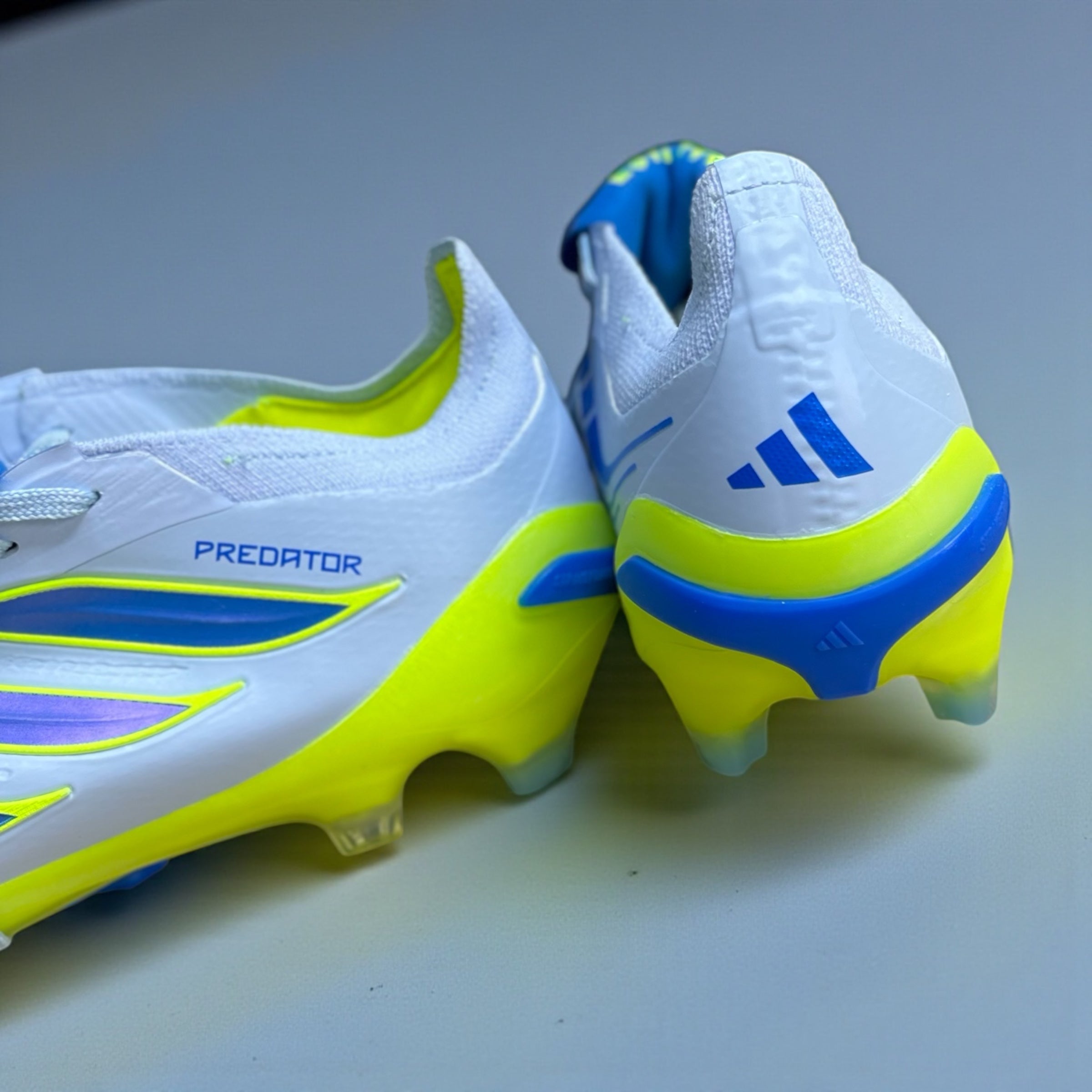 GUAYOS PREDATOR ELITE LENGÜETA PLEGABLE TERRENO FIRME