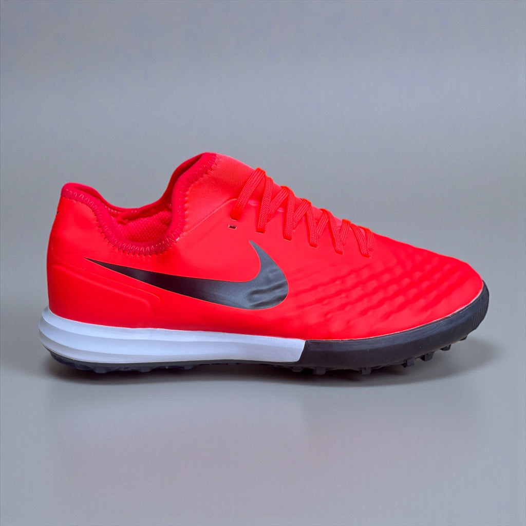 NIKE MAGISTAX FINALE II TF SINTÉTICA
