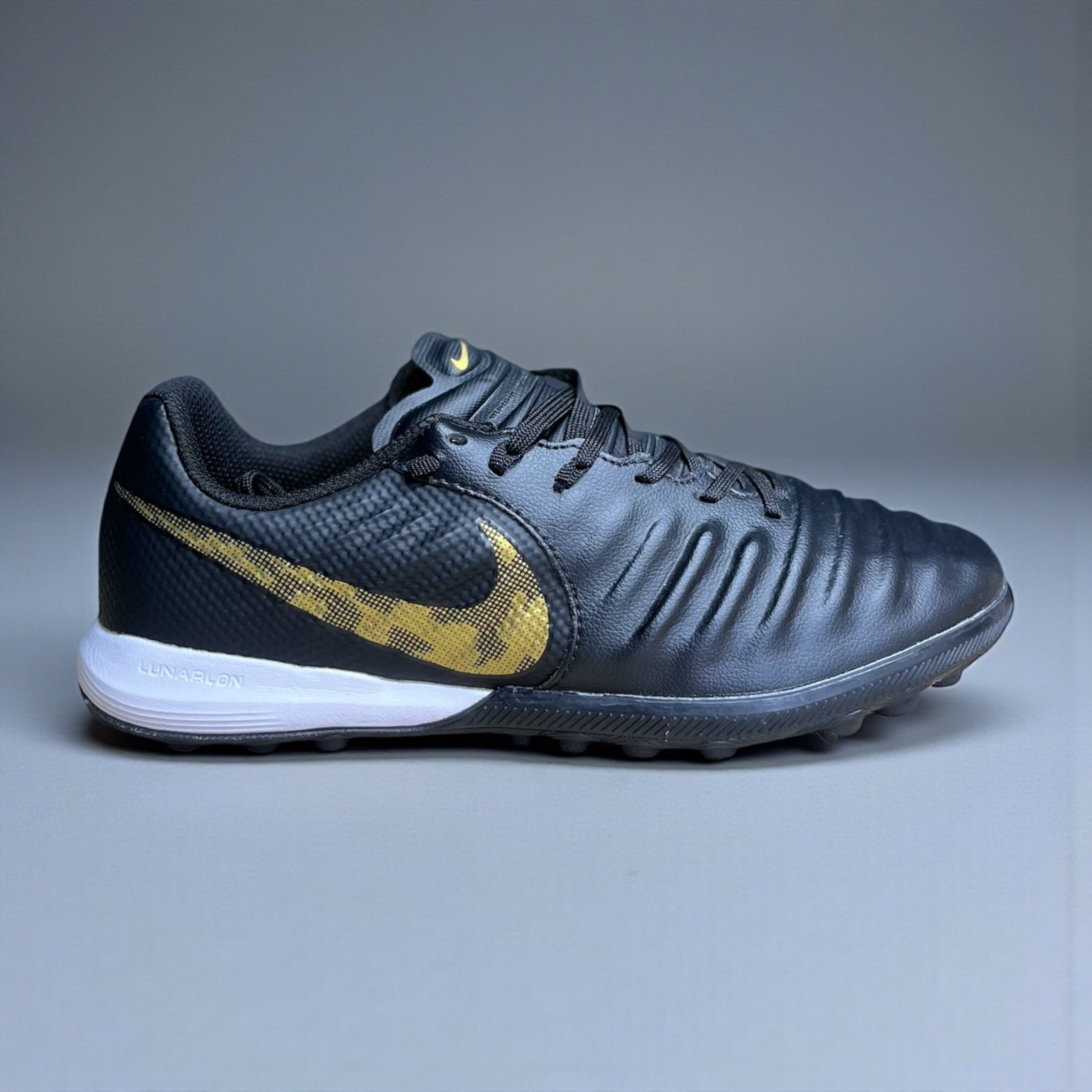 NIKE TIEMPOX LUNAR LEGEND 7 PRO TF SINTÉTICA