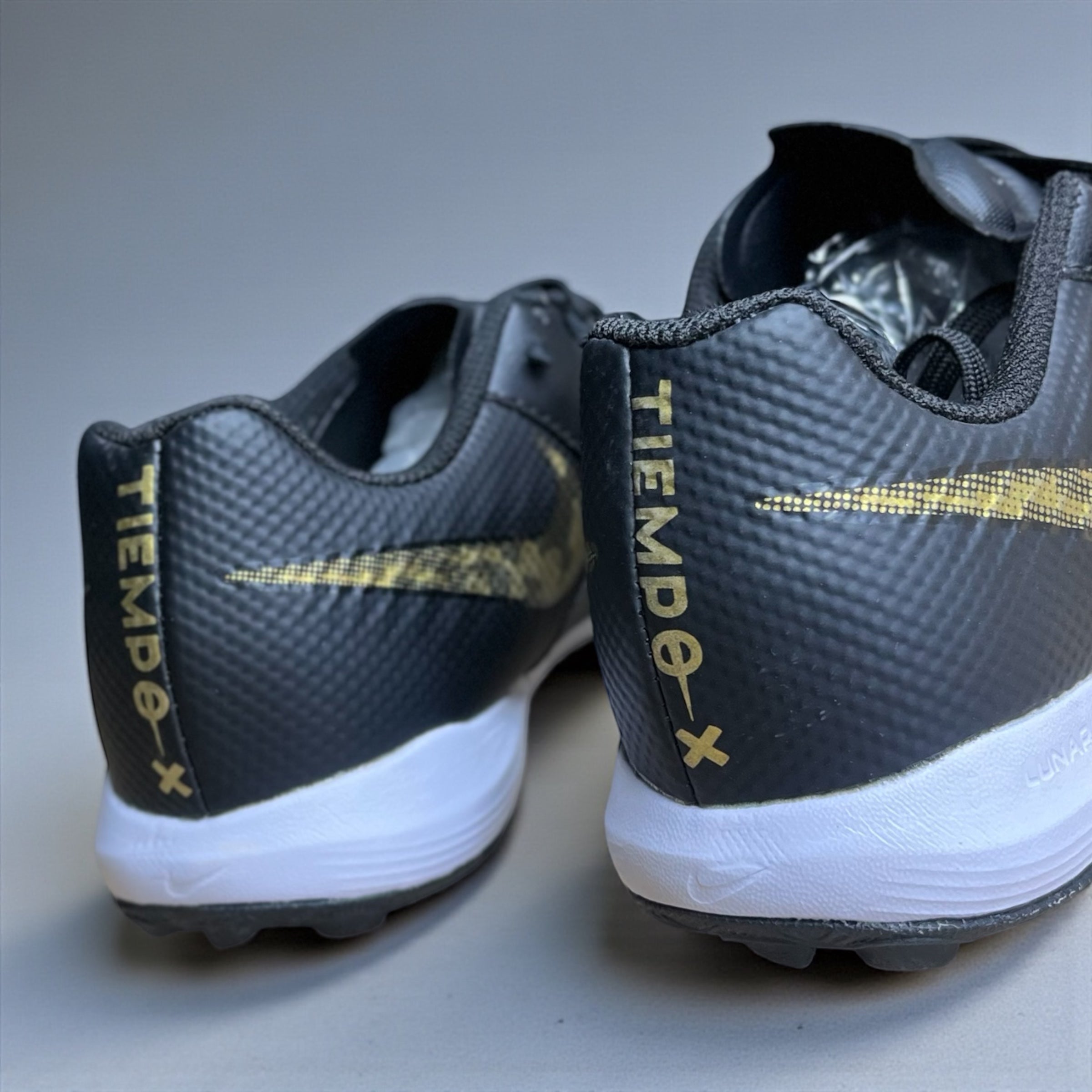 NIKE TIEMPOX LUNAR LEGEND 7 PRO TF SINTÉTICA