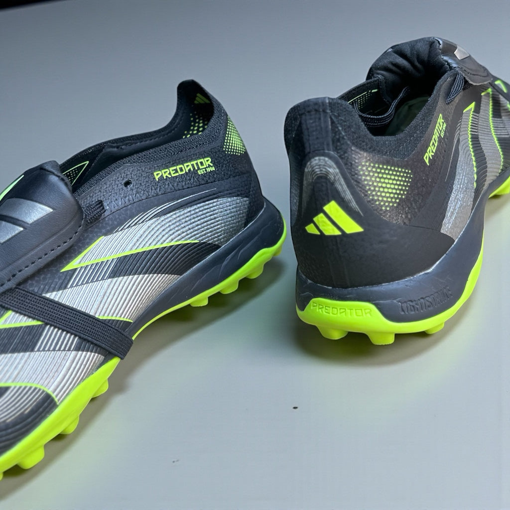 TORRETÍN PREDATOR LENGÜETA NEGRO VERDE/GRIS FÚTBOL SALA