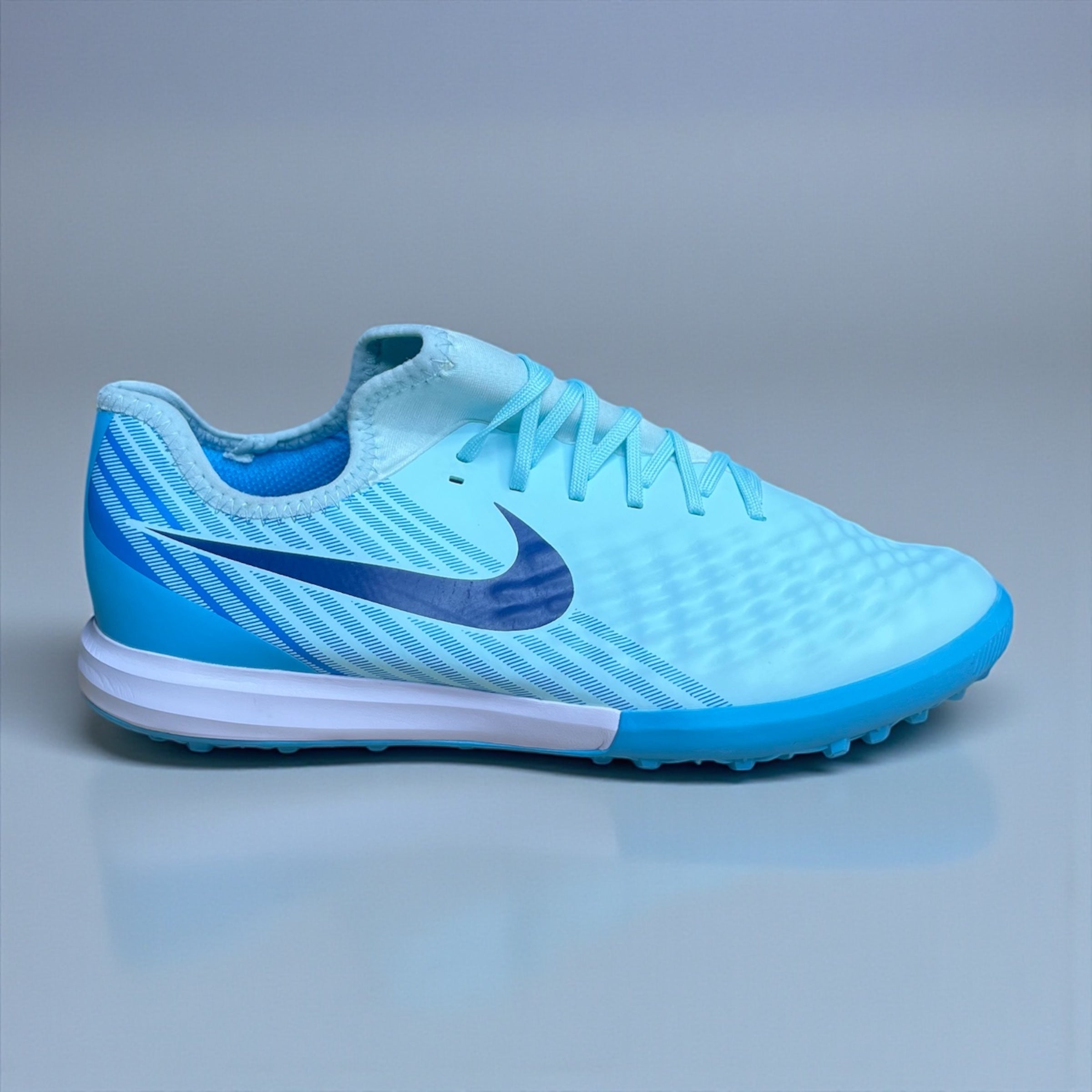 NIKE MAGISTAX FINALE II TF  SINTÉTICA