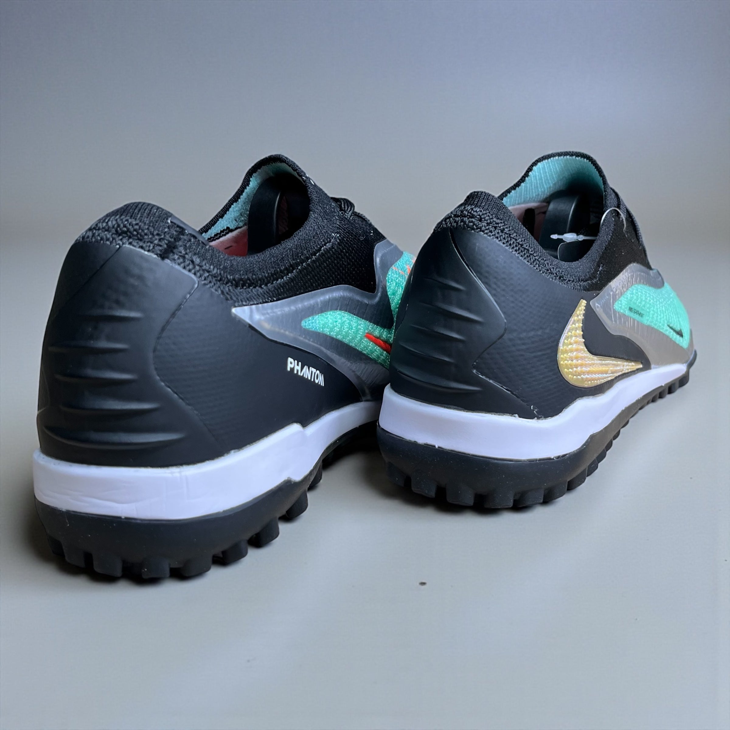 NK PHANTOM 6 ZAPATILLA TORRETÍN