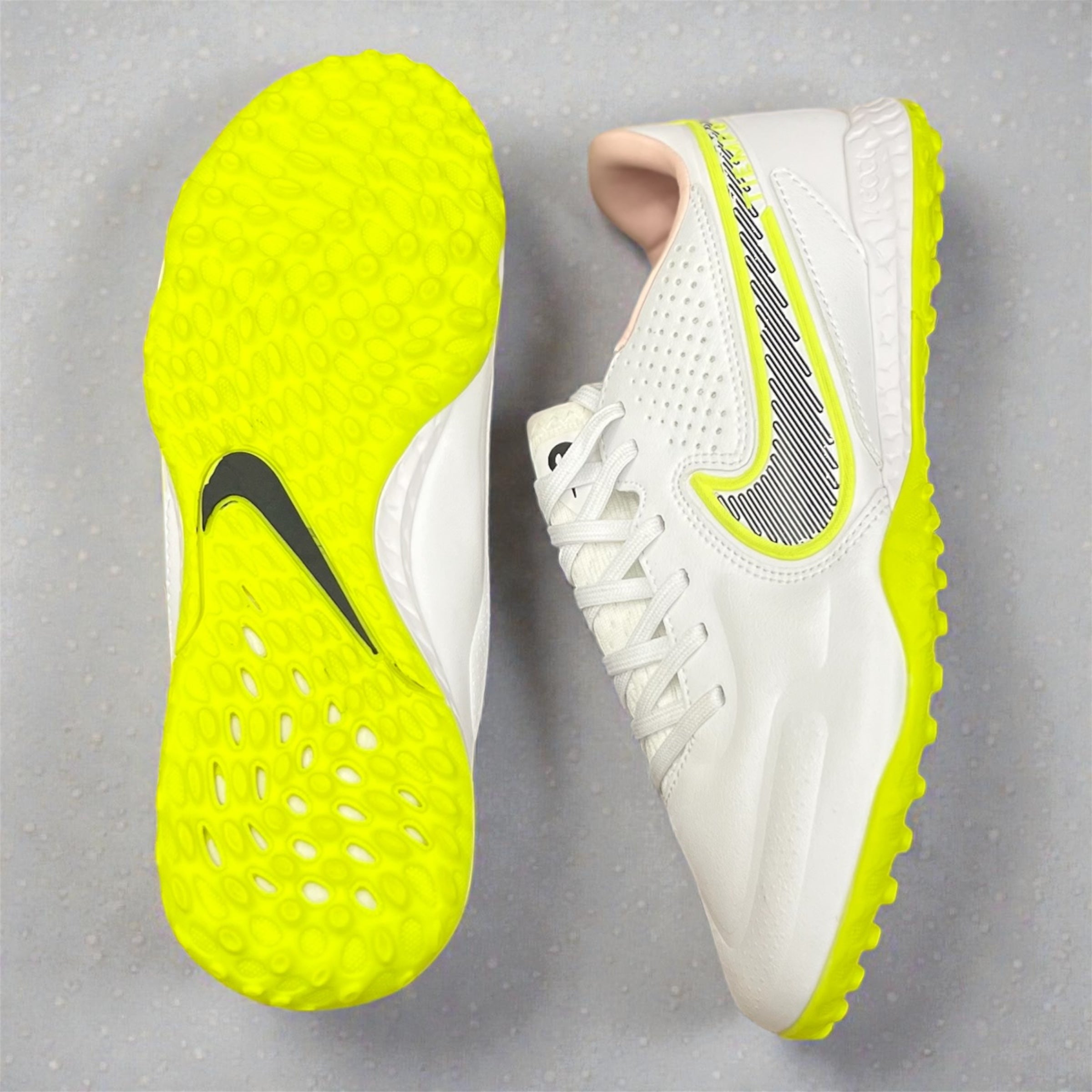 NIKE TIEMPO REACT LEGEND 9 PRO SINTÉTICA