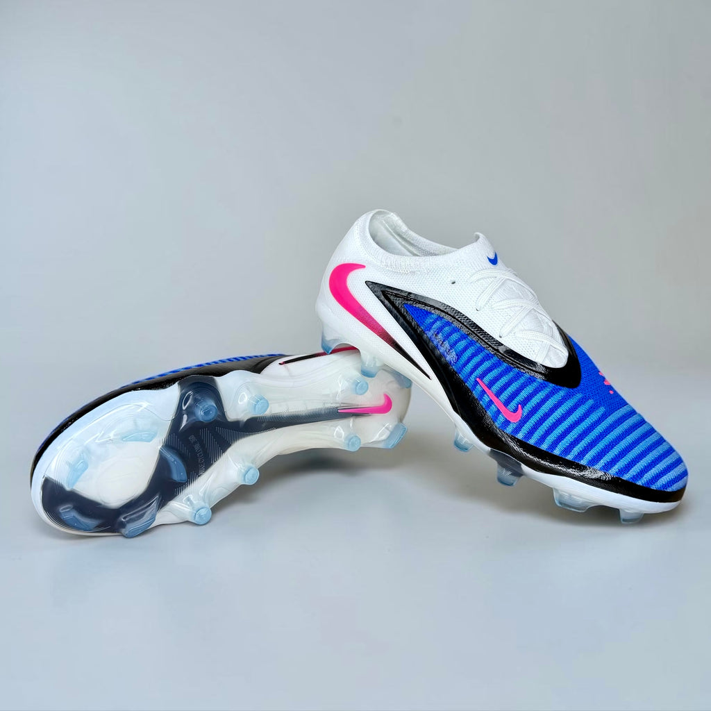 GUAYOS DE FÚTBOL NIKE PHANTOM AZUL, BLANCO Y ROSA