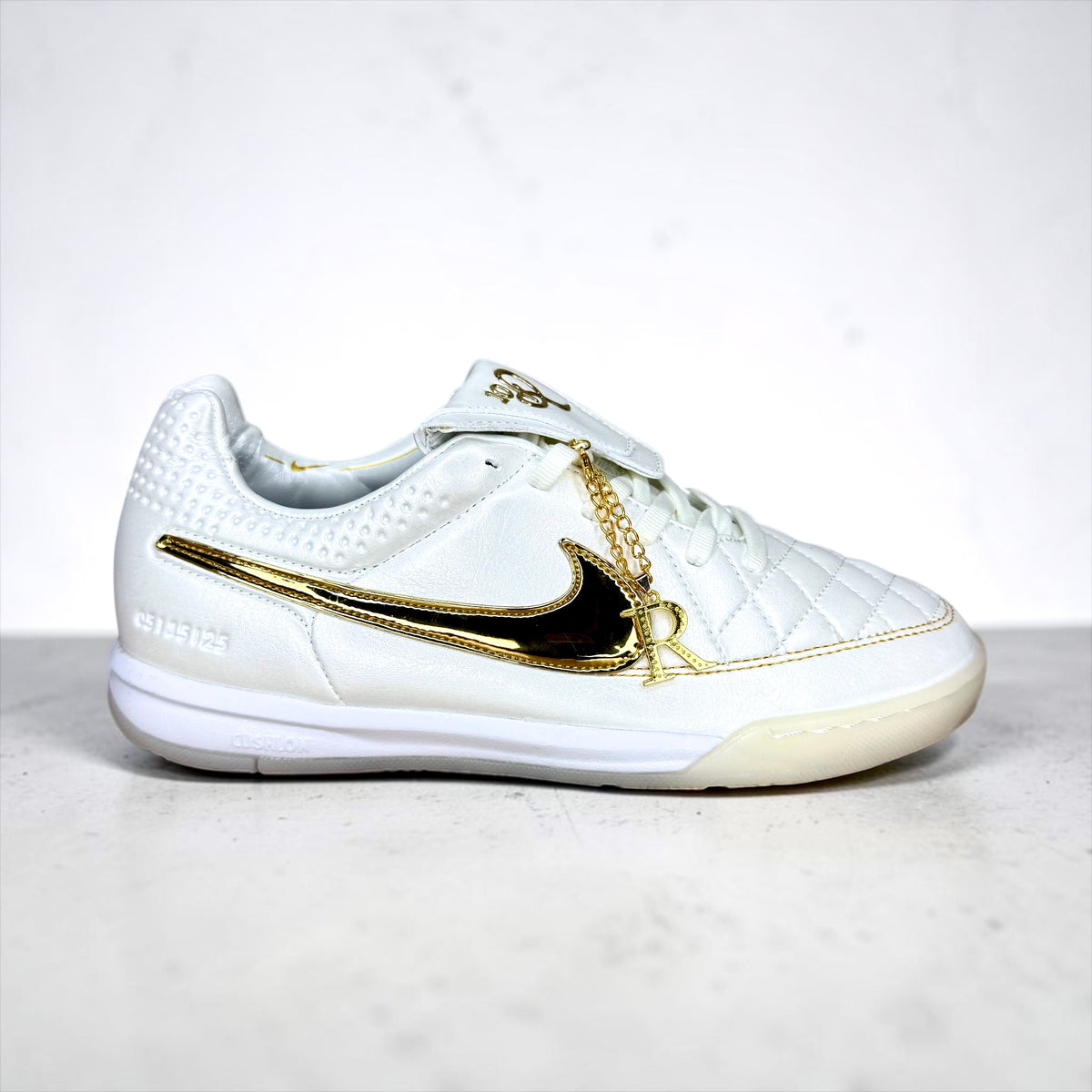 TIEMPO LEGEND R10 IN BLANCO
