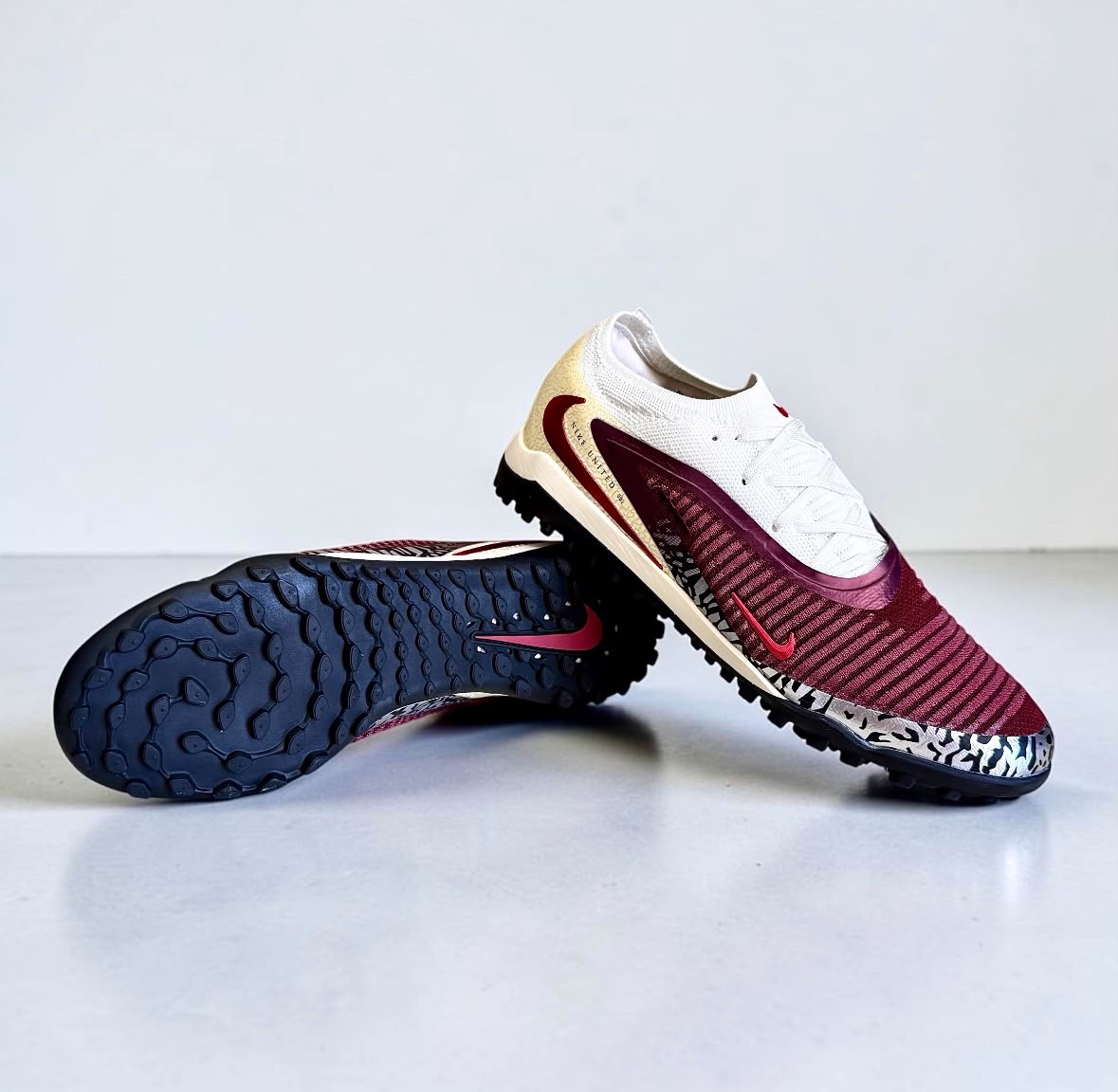 ZAPATILLA PHANTOM UNITED VINOTINTO